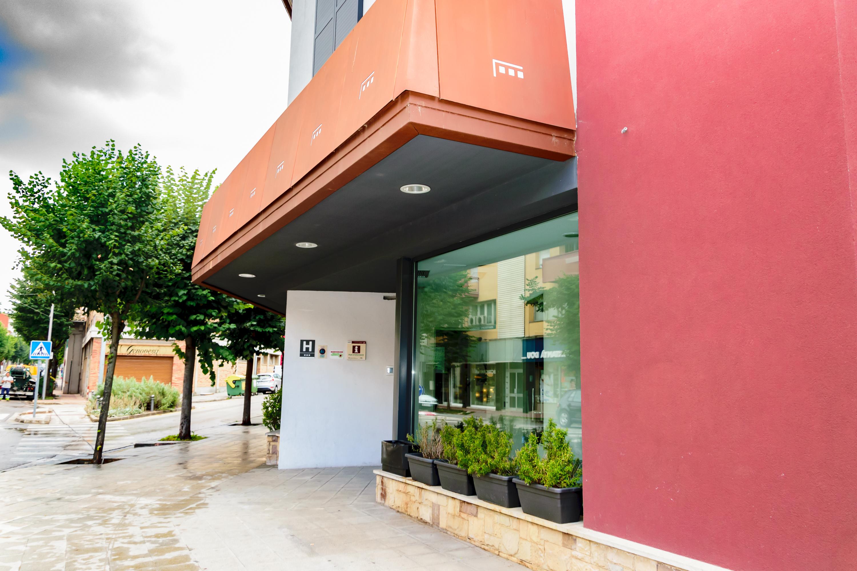 Hotel Estació Olot Exterior foto
