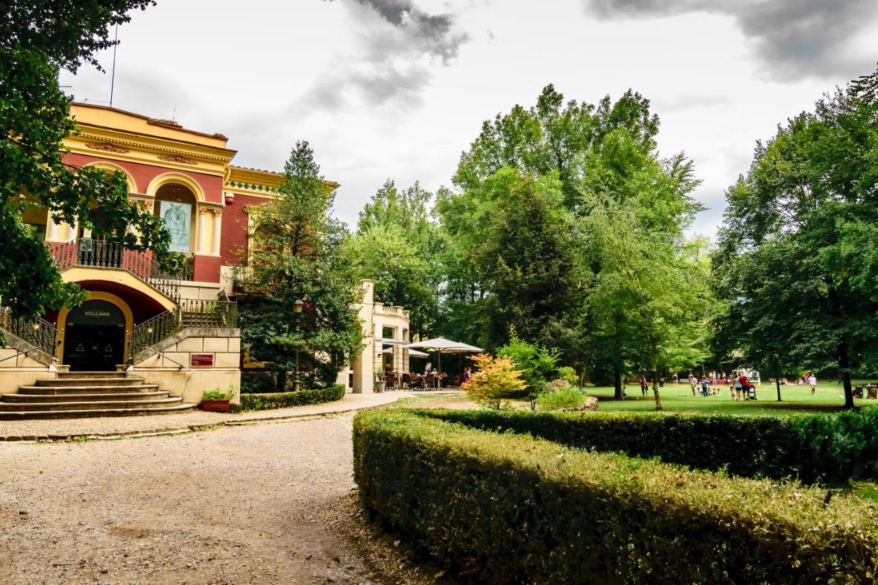 Hotel Estació Olot Exterior foto